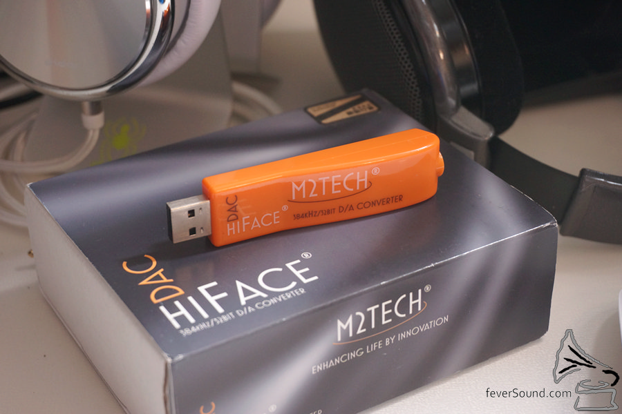 M2TECH 的包裝明顯比以前進步了!