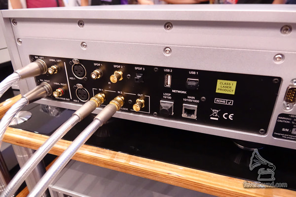 Rossini CD Player 機背,串流、USB、標準數碼輸入、外置時鐘輸入…應有盡有