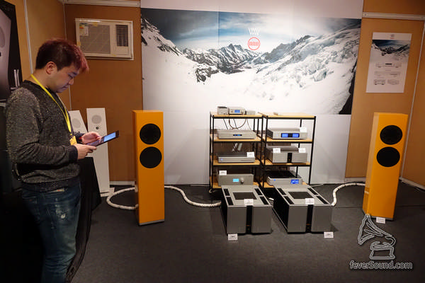 Kent Poon方浪音響的展房,主要是Weiss組合 + Aurender N10 + Vitus Audio推Manger喇叭